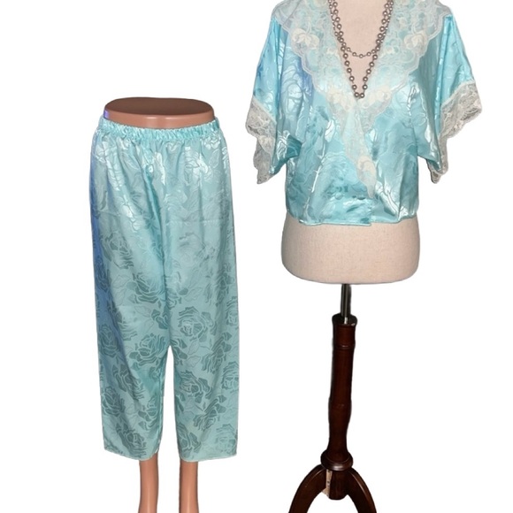 Lily Of France ~ Women’s Large ~ Vtg ~ USA Union Made ~ Blue W/ Lace Pajamas Set